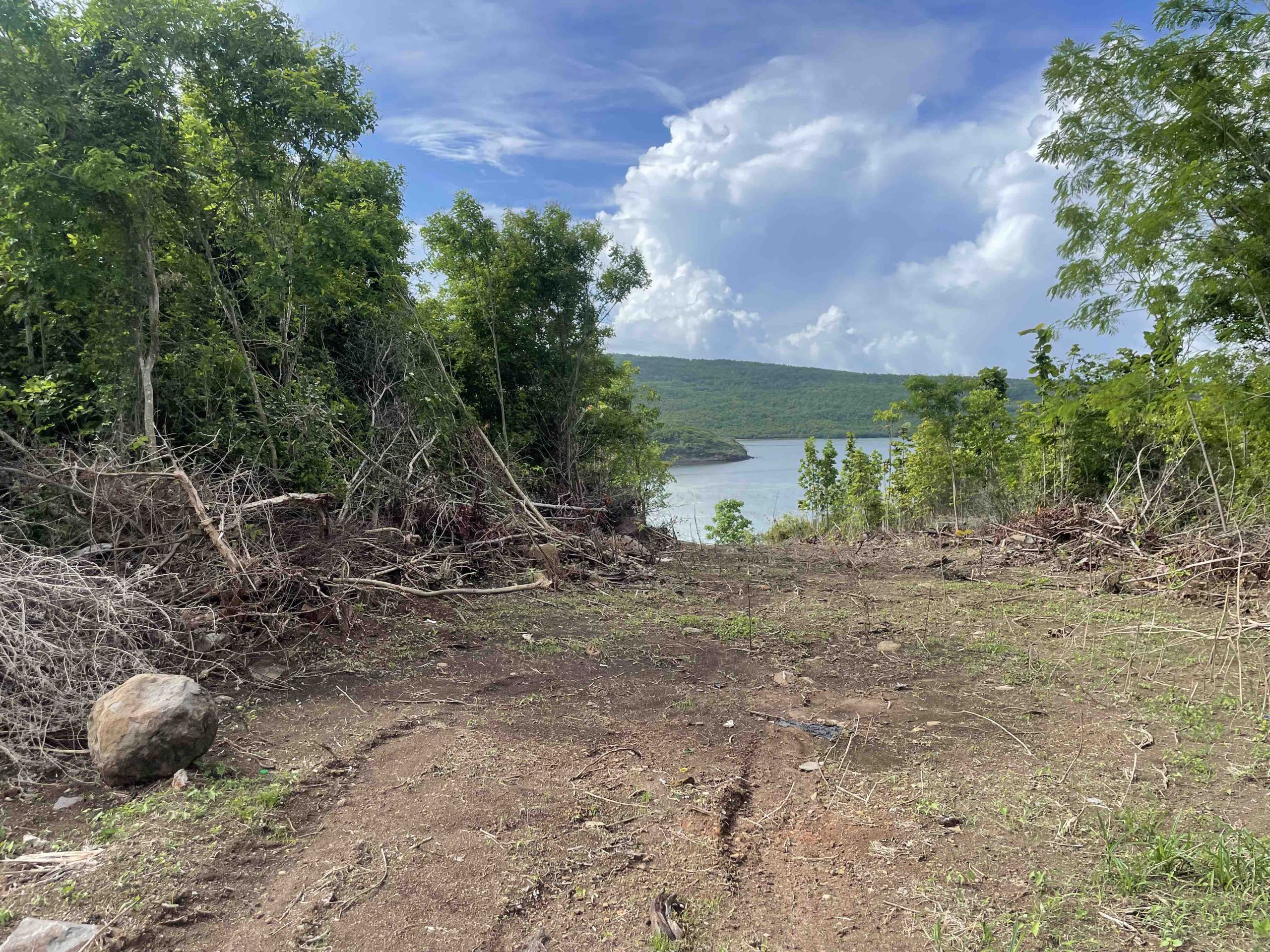beach front land for sale in praslin st lucia