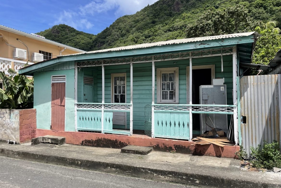 soufriere fixer upper houses for sale