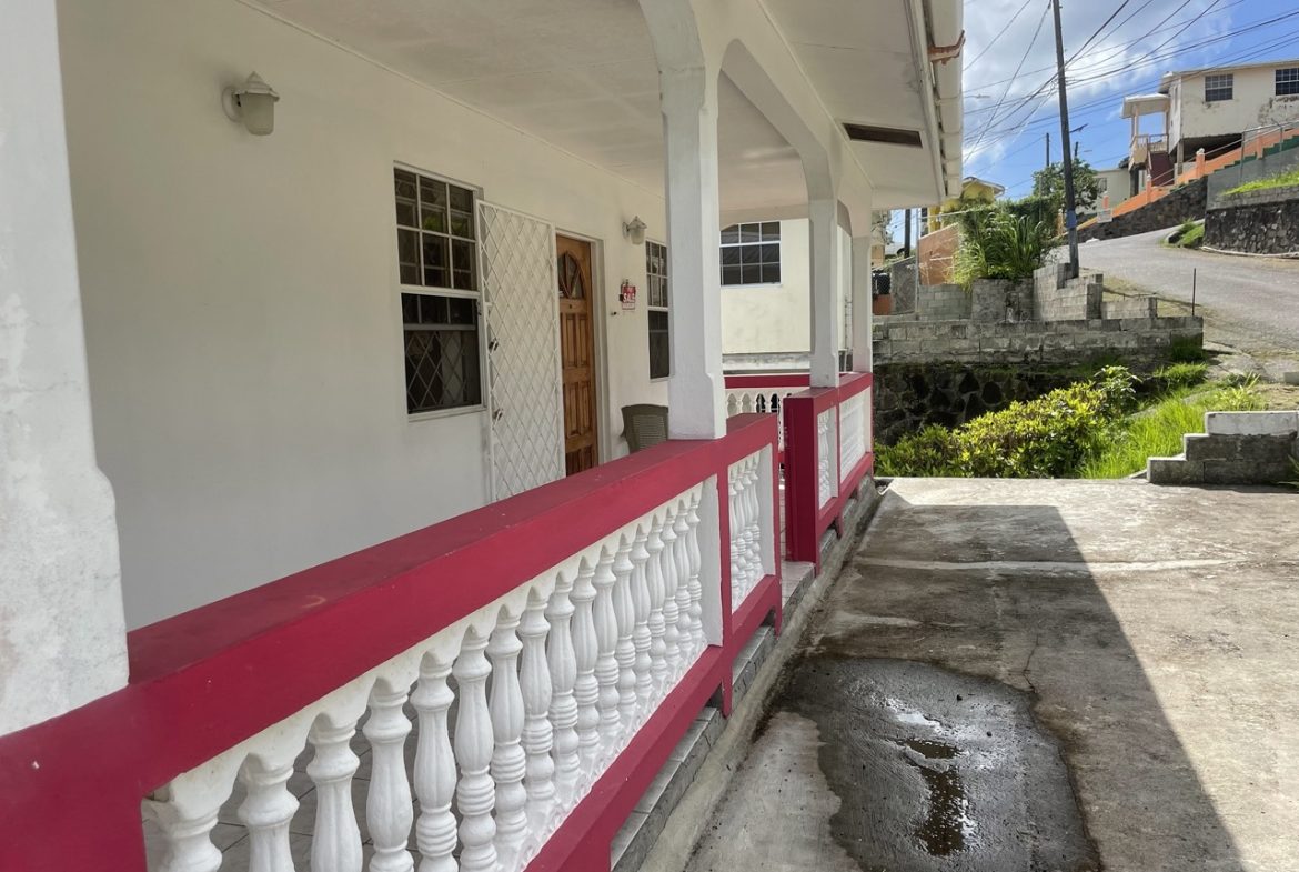 houses for sale in st lucia balcony side