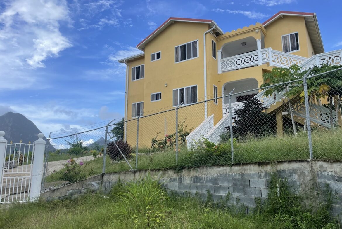 House For Sale in Choiseul Saint Lucia
