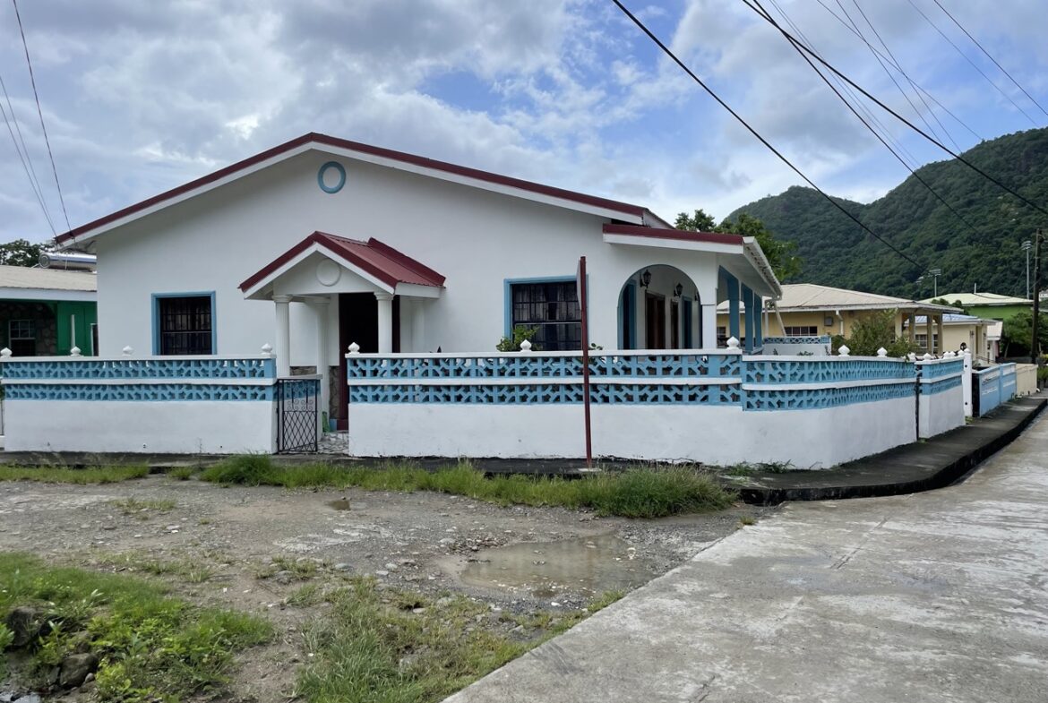 Bungalow House For Sale In Soufriere