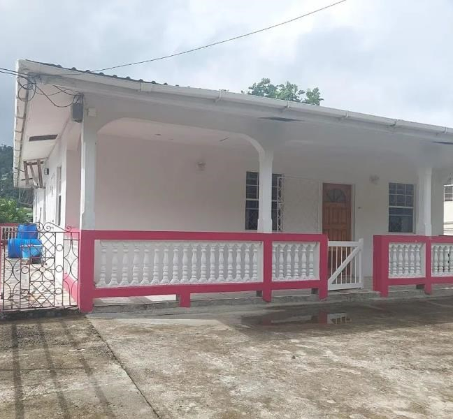 House For Sale In Sunbilt St Luciafront