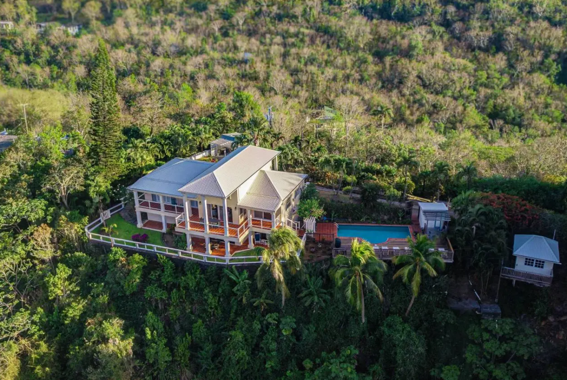 4 Bed Villa For Sale in Marigot Bay St Lucia