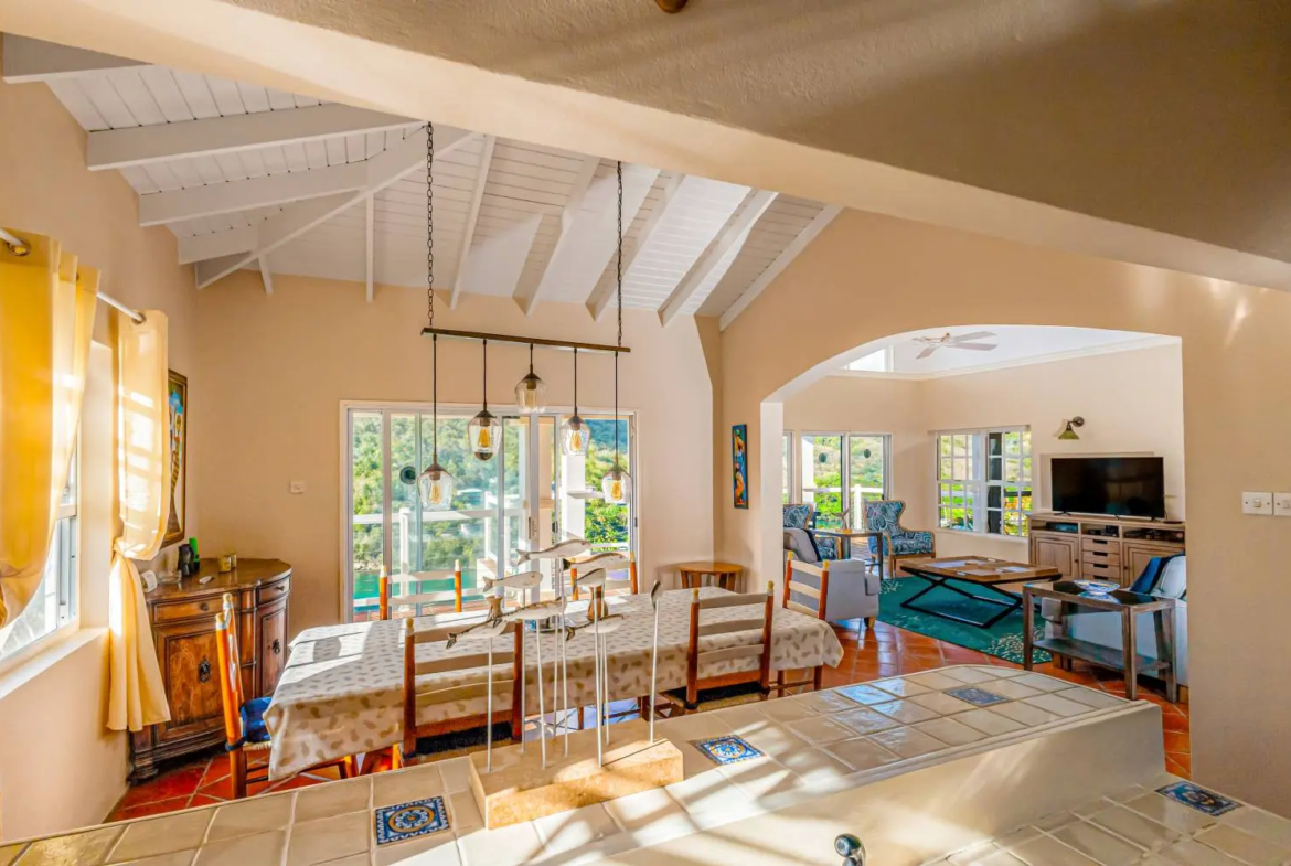 4 Bed Villa For Sale in Marigot Bay St Lucia table