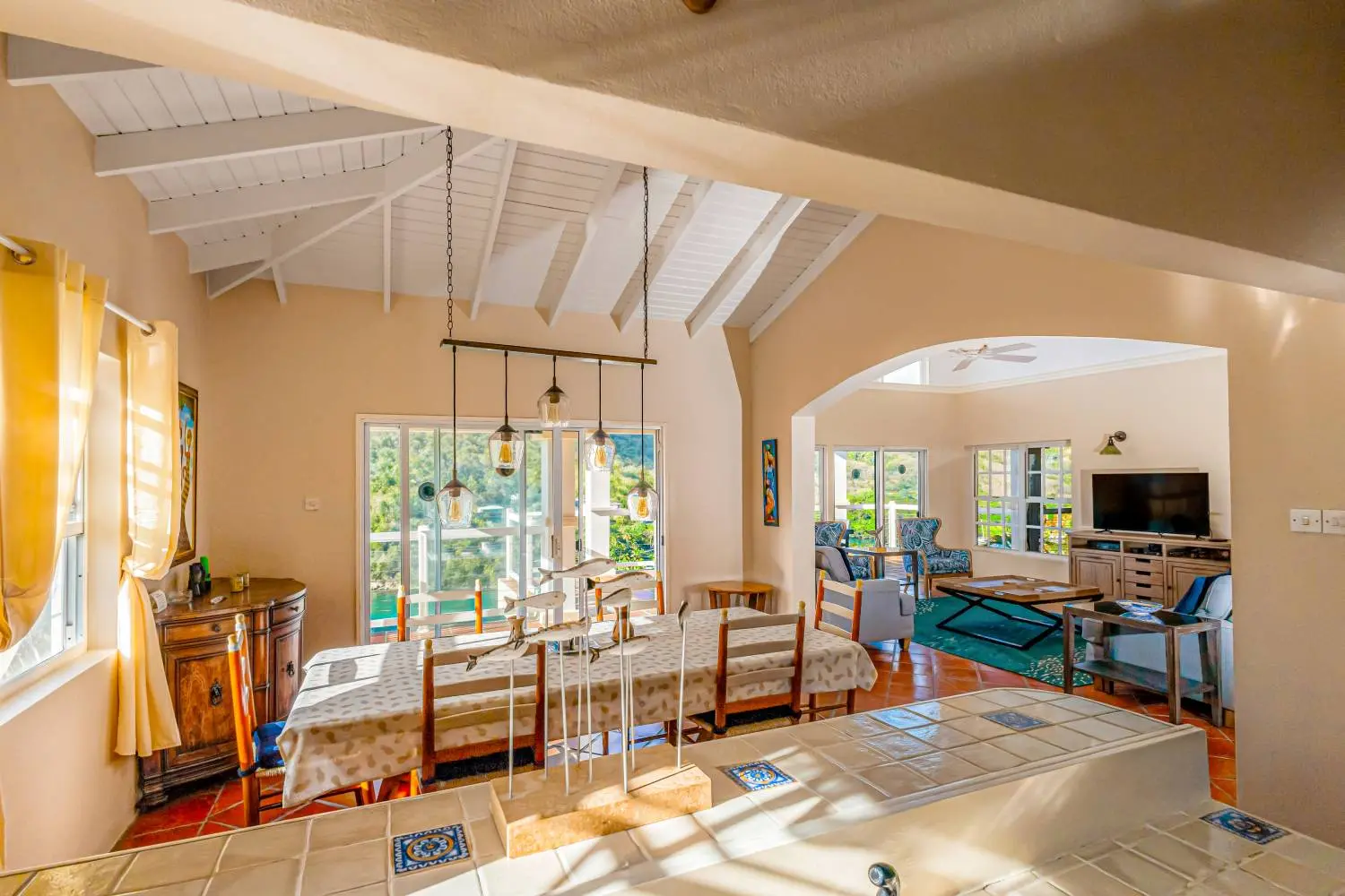 4 Bed Villa For Sale in Marigot Bay St Lucia table