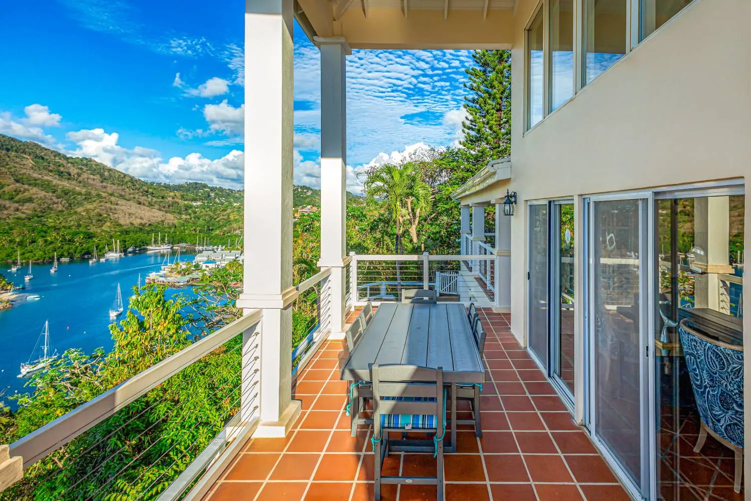 4 Bed Villa For Sale in Marigot Bay St Lucia yatchs